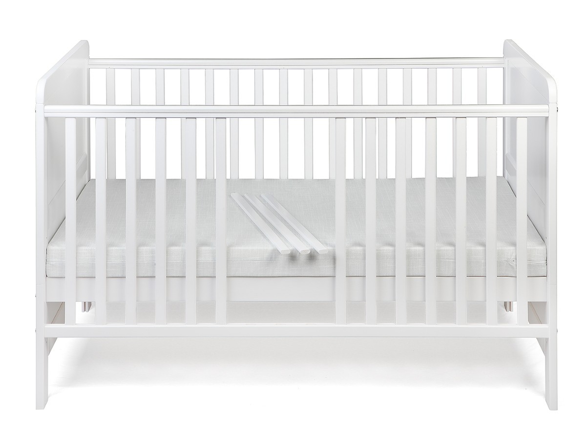 mokee cot dimensions