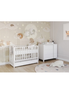 WHITE YappyDue cot and YappyClassic dresser